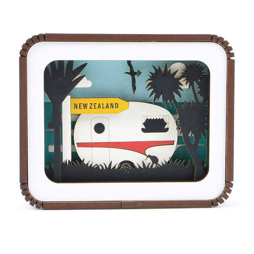 Rimu 3D Story Box Caravan Red***