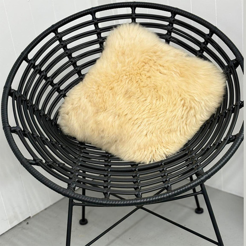 Classic NZ Sheepskin Cushion Honey