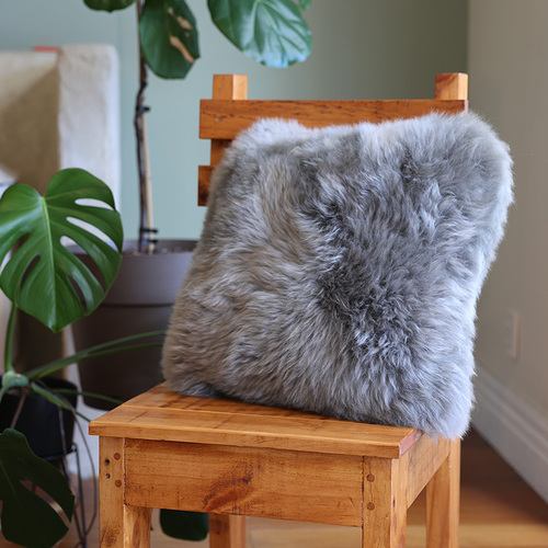 Classic NZ Sheepskin Cushion Grey
